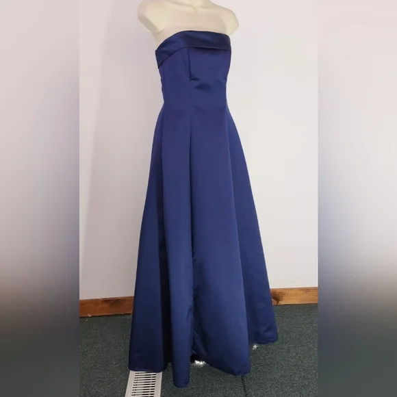 Urban Girl Nites Dress Strapless Y2K Satin With Tulle Prom Blue Size 4 - Picture 6 of 13